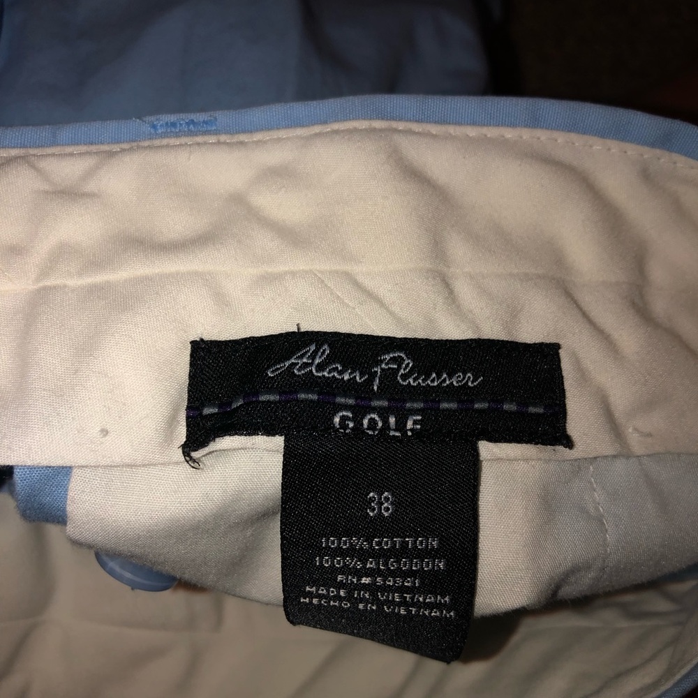 MENS GOLF SHORTS - Picture 2 of 2